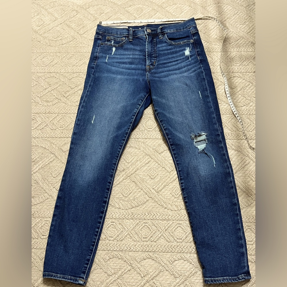 Gap true skinny ankle length high-rise jeans size 28